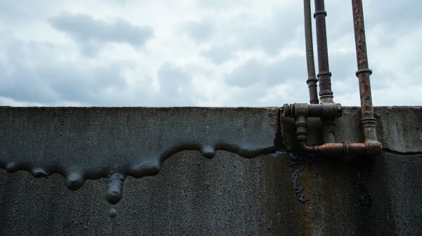 10 astuces pour améliorer l'étanchéité d'un mur enterré